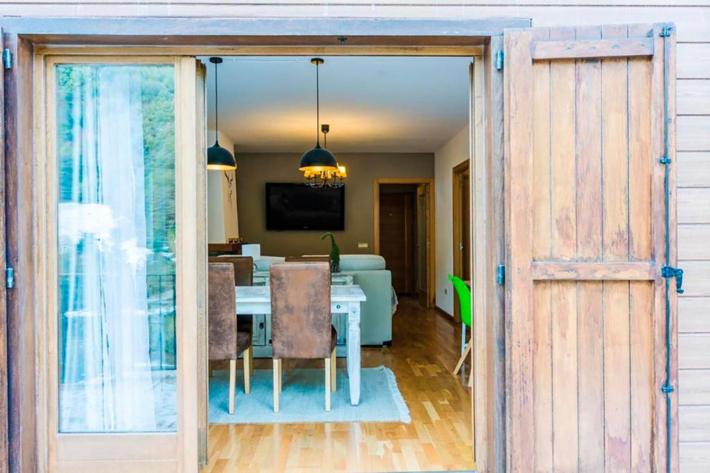 A 15 Minutos De Baqueira Apartment
