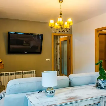 Apartamento A 15 Minutos De Baqueira Les Bordes Exterior photo